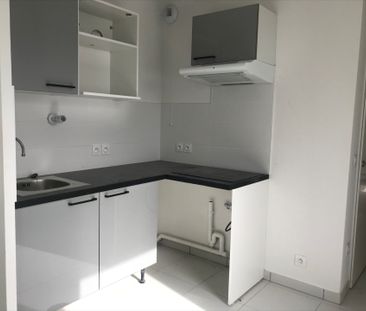 Location Appartement 3 pièces 67m² - Photo 4