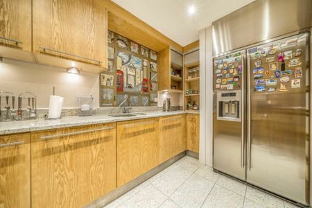 Jermyn Street, Mayfair, SW1Y - Photo 2