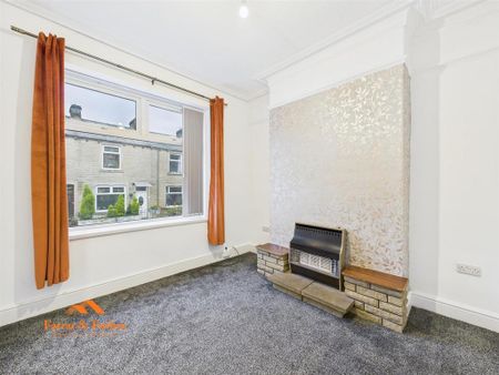 3 bedroom terraced house to rent - Photo 4