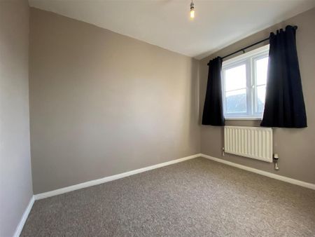 2 bedroom semi-detached house to rent - Photo 2