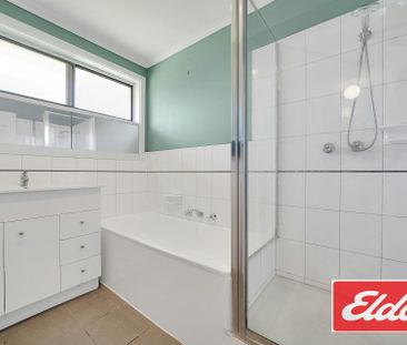 Beautiful Family Home In Prime Location!! - Photo 5