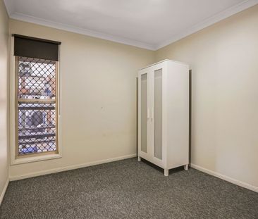 Beautiful 4 bedroom house in Acacia Ridge Call Lin today 0451361818... - Photo 5