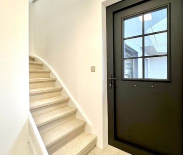 GERENOVEERDE WONING MET TUIN & GARAGE - Photo 5