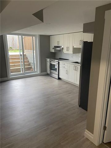 For Lease - 232 Eaglewood Drive Unit# 2, Hamilton, Ontario - Photo 2