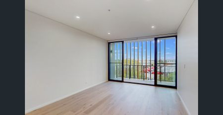 Luxury Two Bedroom Apartment + Study With Panoramic Views - Teneo - Photo 2