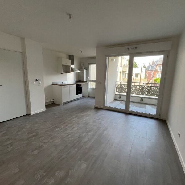 Location Appartement 3 pièces 58m² ELBEUF 76500 - Photo 1