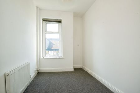 Wyndham Crescent, Cardiff, CF11 - Photo 3