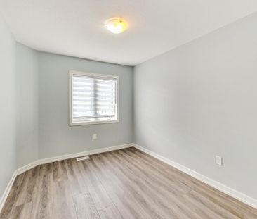 For Lease - 131 Pagebrook Crescent, Hamilton, Ontario - Photo 1