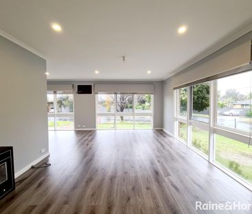 AS GOOD AS NEW - Photo 3