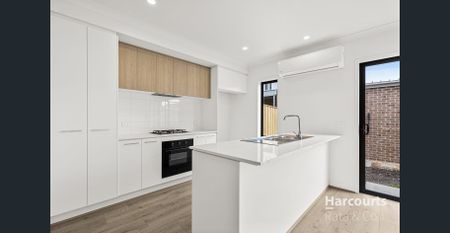 Brand New & Ready to call HOME! - Photo 5