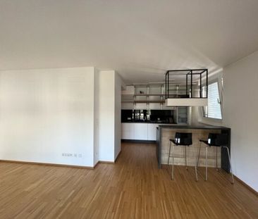 Familienwohnung Nähe U1! Bestens aufgeteilte 3 Zimmer, 2 Dachterras... - Photo 2