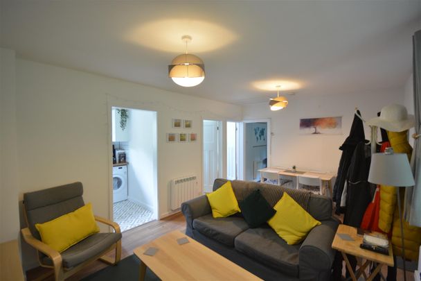 Drummond Gardens, Christ Church Mount, Epsom, Surrey, KT19 8RP - Photo 1