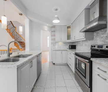 For Lease - 17 Oceanview Street, Richmond Hill, Ontario - Photo 6