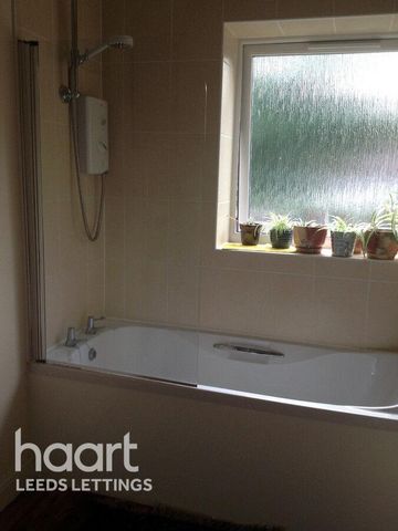 1 bedroom in a house share to rent - Photo 5