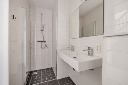 Albaniëstraat 37, 1362JS Almere - Foto 2