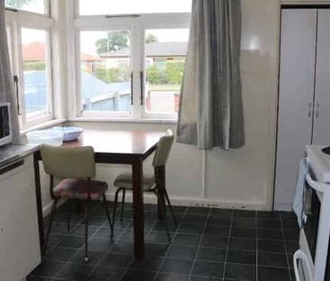 2-bedroom unit - Photo 4