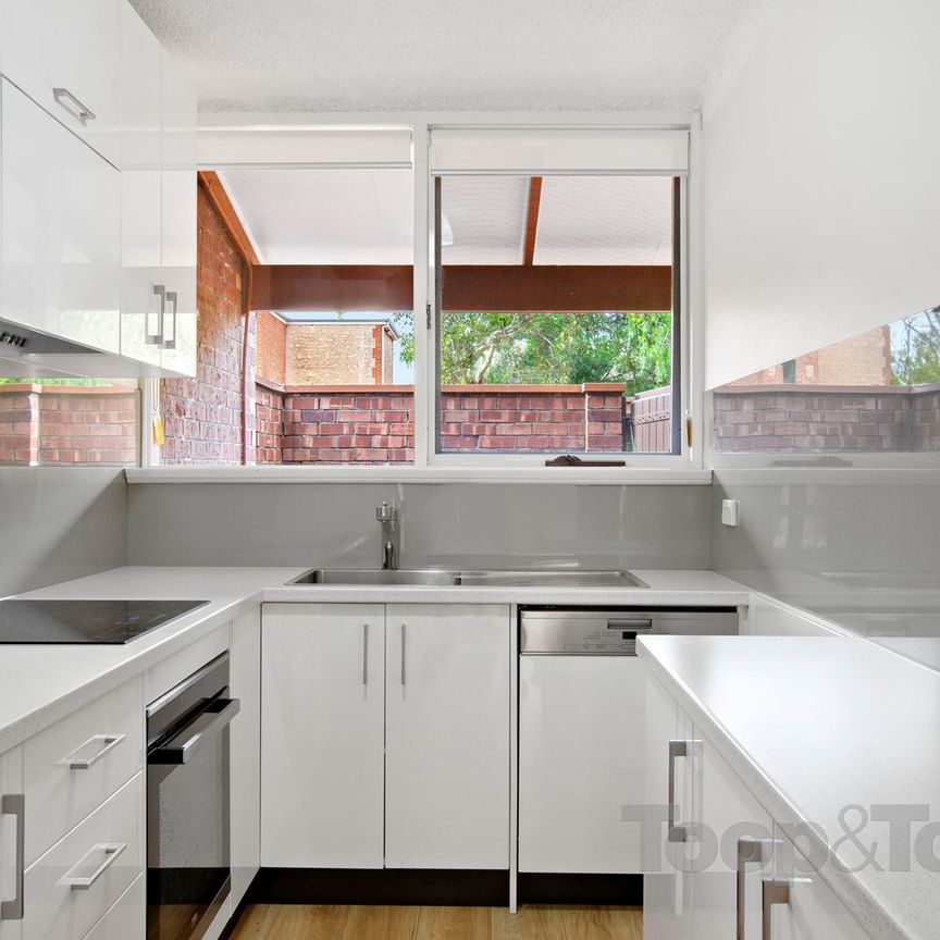 North Adelaide 2 Bedroom Unit! - Photo 1