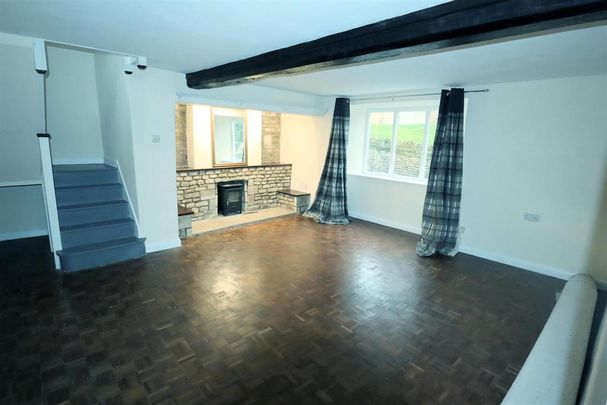 4 bedroom farm house to rent - Photo 1