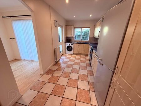 28b Ravenhill Parade, Belfast, BT6 8NU - Photo 4