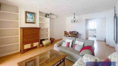 Piso de alquiler en Carrer Hisenda de L'administrador, Playa Muchavista - Photo 2