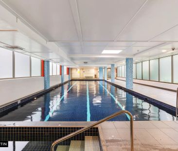 MGM MARTIN - TWO BEDROOM APARTMENT - Photo 4