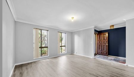 FAMILY HOME - Photo 4