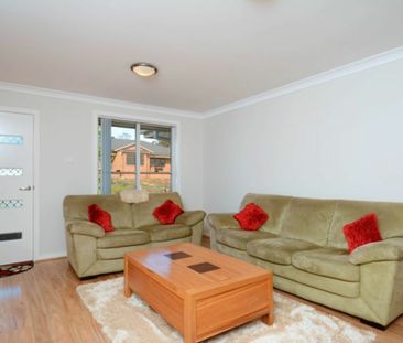 CLASSY MODERN UNIT! - Photo 5