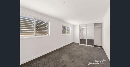 Spacious Eagleby Family Living on a Generous 630m² Block - Photo 4