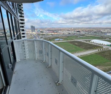 For Lease - 8 Interchange Way Unit# 2803, Vaughan, Ontario - Photo 4