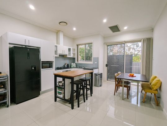 7/215 Targo Road, Girraween NSW 2145 - Apartment For Rent | Domain - Photo 1