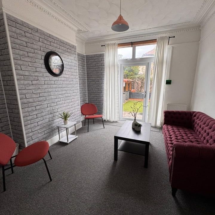 Room in a Shared House, Hinton Road, BS16 - Photo 1