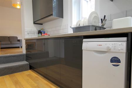 Greystoke Avenue, Sandyford - Photo 5