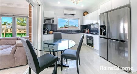 Two Bedroom House With Parking And Access Along Craig Avenue - Photo 3