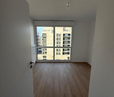 Location Appartement 3 pièces 70m² BORDEAUX 33100 - Photo 2