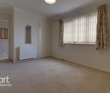 3 bedroom detached bungalow to rent - Photo 1