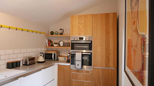 2 Bedroom Cottage - Terraced - Photo 1