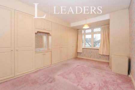 3 bedroom terraced house to rent - Photo 3