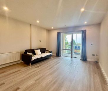 Apartment to Rent: Apartment 15, Oak House, Carrickmines, Dublin 18 - Photo 2