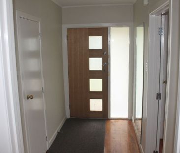 Charming 3BR Henderson Haven! - Photo 2