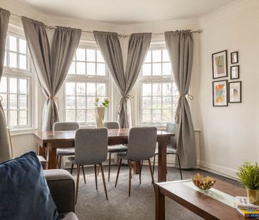 4 Bed Flat, Hardwicke Road, W4 - Photo 6