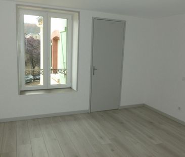 Location Appartement 3 pièces 85m² - Photo 2