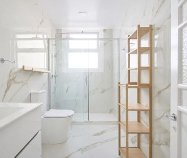 Room in a shared 9-bedroom apartment for rent in Lisbon. - Foto 5