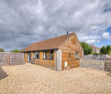 2 bedroom detached house to rent - Photo 1