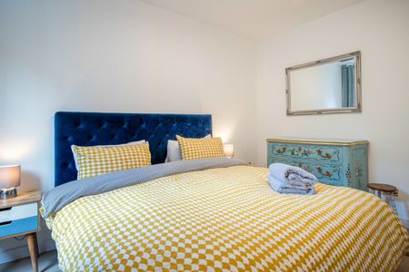 1 Bed Flat, Hallfield Estate, W2 - Photo 4