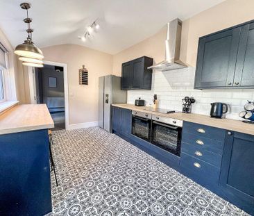 1 bedroom in a house share to rent - Photo 6