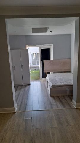 1 bedroom house of multiple occupation to rent - Photo 4