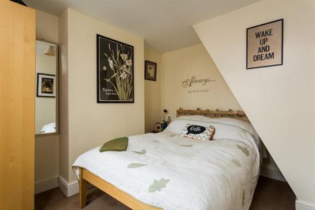 3 bedroom detached house to rent - Photo 3