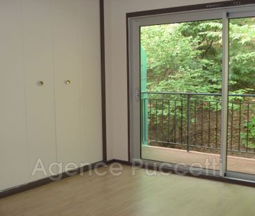 Location Appartement 3 pièces 70m² VENCE 06140 - Photo 4