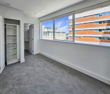 Central City - Madison On the Square - Spacious 2 Bedroom Apartment... - Photo 4