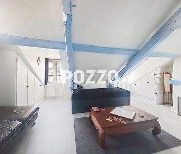 CHARMANT STUDIO MEUBLE (28.13 m²) , BEAUCOUP DE CARACTERE, CENTRE V... - Photo 3